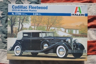 IT.3706  Cadillac Fleetwood 1933 All-Weather Phaeton